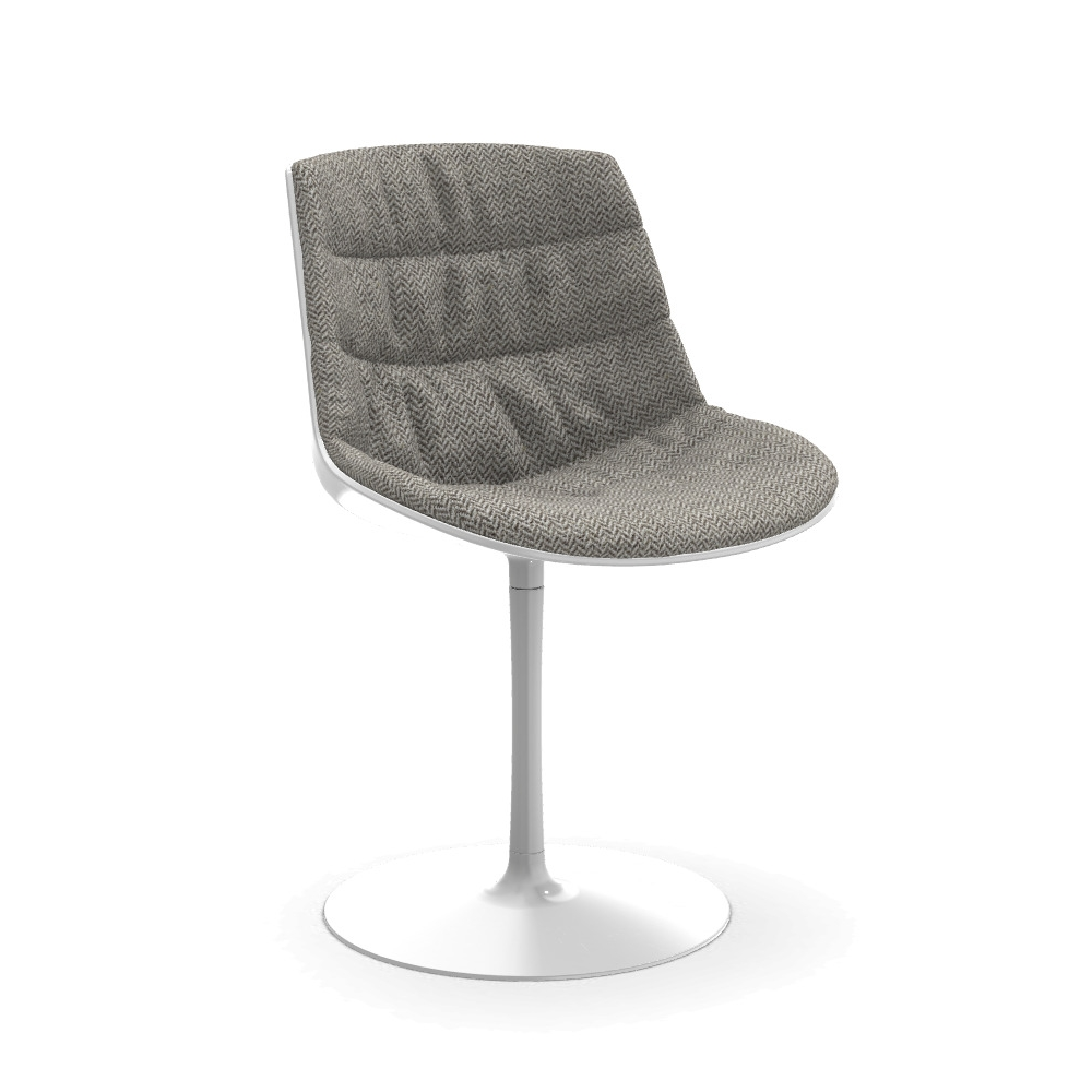 Der Flow Chair wurde erstmals 2009 von Jean-Marie Massaud entworfen. Weit mehr als nur ein Stuhl, hat sich dieses vielseitige und flexible Produkt mit seinem sich ständig weiterentwickelnden Design im Laufe der Zeit zu einer Produktfamilie entwickelt, die jedem Anspruch und Stil gerecht wird. Ein geschwungener Sitz und ein elegantes Profil fügen sich in perfekter Harmonie zusammen, um Komfort und Ergonomie gleichermaßen zu gewährleisten. Flow Chair kann dank einer großen Auswahl an Ausführungen und 7 verschiedenen Untergestellen personalisiert werden, die sich in eine Vielzahl von Kulissen einfügen, von Wohnzimmern – sowohl im modernen als auch im klassischen Stil – bis hin zu den anspruchsvollsten Arbeitsumgebungen, ohne seine ursprüngliche Natur radikal zu verändern. Die Flow Chair-Schale kann durch Lederpolsterung oder in einem der über 200 Stoffe der MDF Italia-Kollektion aufgewertet werden, um ihren natürlichen Komfort und ihre Persönlichkeit zu steigern.